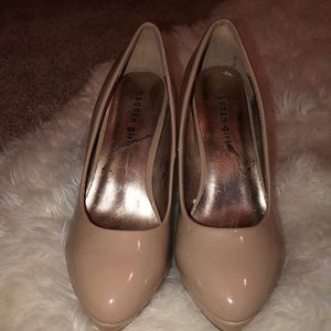 Madden Girl Nude Heals